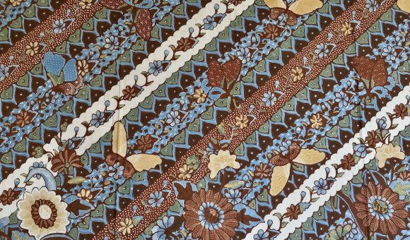 Natural Dye Batik from Cirebon using colour from mango leaves, ceriops, indigo and jelawe fruit peels.