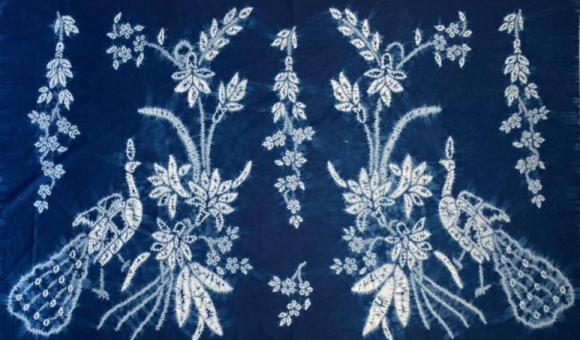 Peacock pattern with indigo dye made from Indonesia tie-dye technique by Ing Madyokusuman